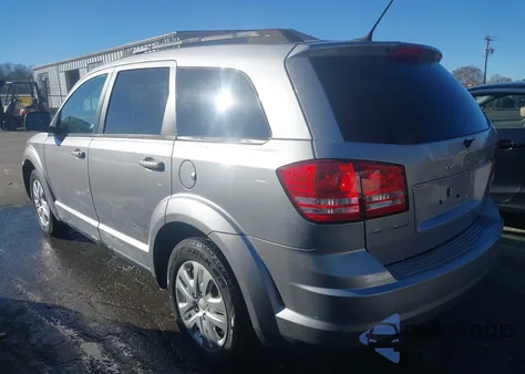 2017 Dodge Journey Se z USA, uszkodzony, nr VIN 3C4PDCAB7HT637373